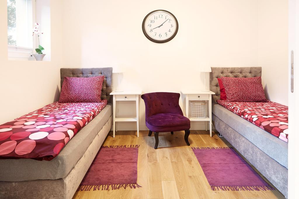 Lovely Lux Garden Flat Near Royal Park Apartment Warsaw Exterior photo